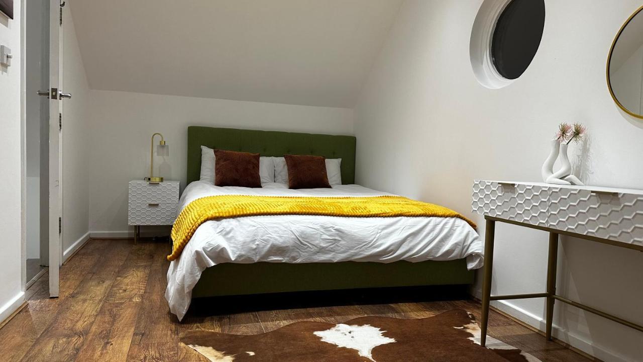 Aldo's 2 Bedroom Townhouse N1 Сasa de vacaciones Londres